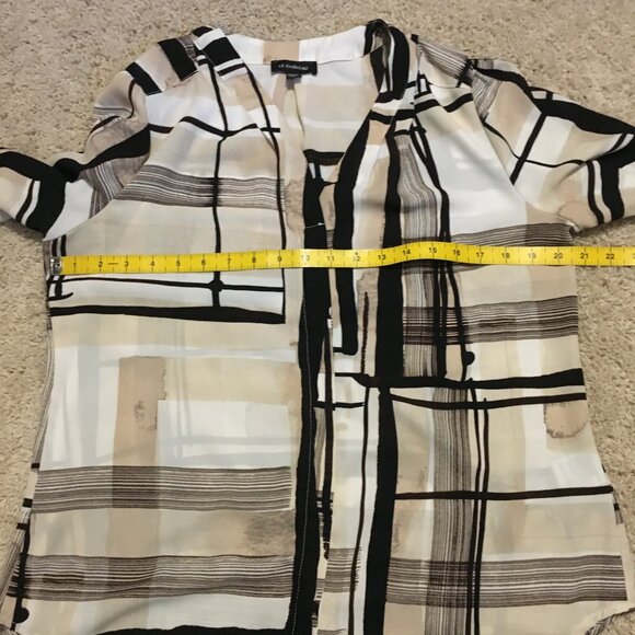 le chateau Abstract Colourblock Print Semi Sheer Button Down Tunic Blouse - Picture 11 of 16